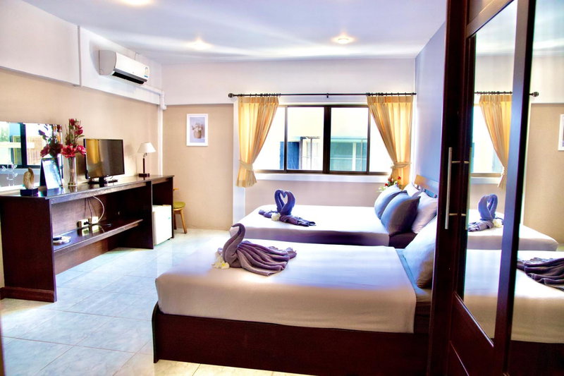 GOLDEN GUESTHOUSE by The Beach Cha Am, Cha Am, Thailand