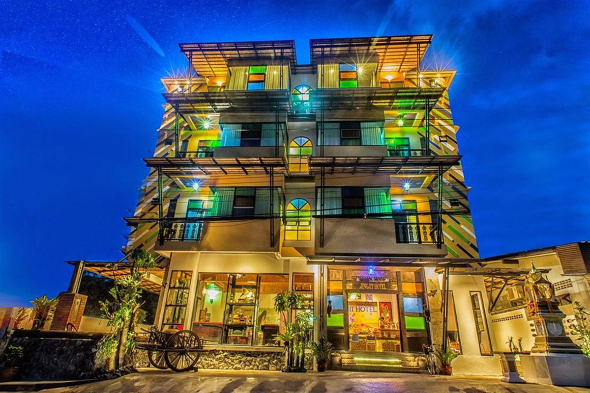 Jingjit Hotel, Thailand