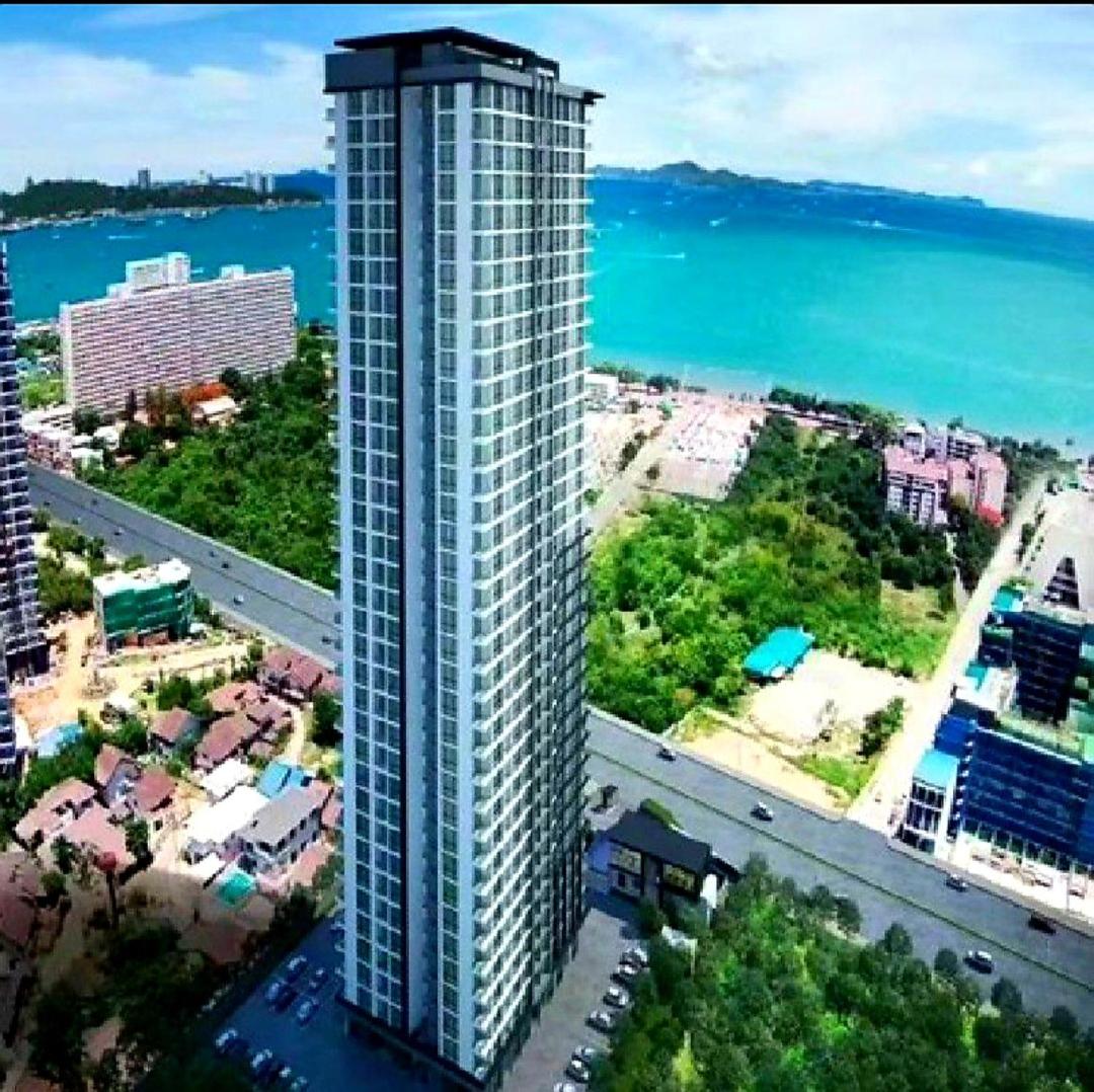 Dusit Grand Condo View, Thailand