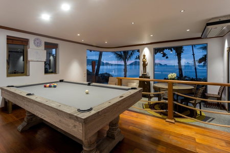 Kalim Beach House - Private Beach & Pool, Patong Beach, Thailand