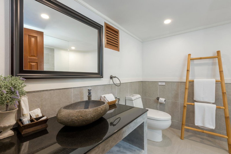 Kalim Beach House - Private Beach & Pool, Patong Beach, Thailand