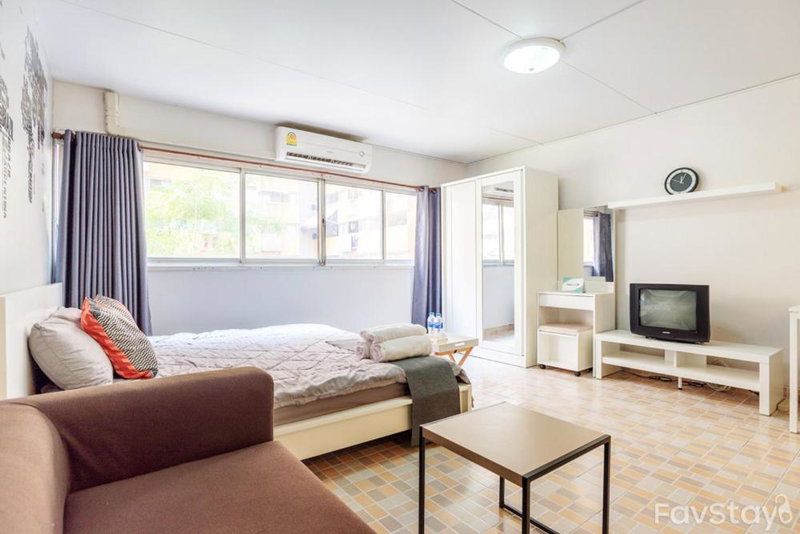 Popular Condo C5 IMPACT, Pak Kret, Thailand