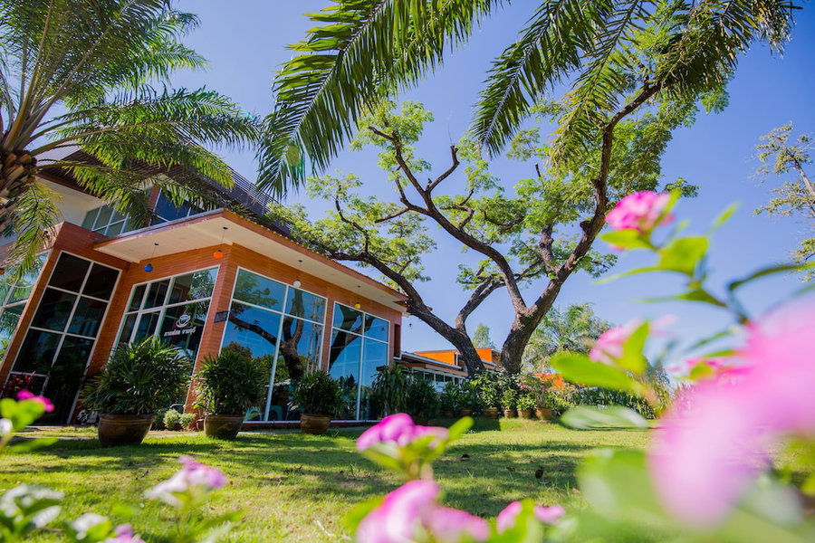Baan Suan Khunta Golf Resort, Warin Chamrap, Thailand
