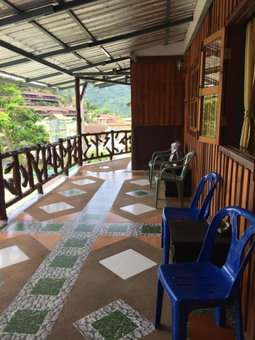 Golden Hill Guesthouse, Phi Phi Don, Thailand