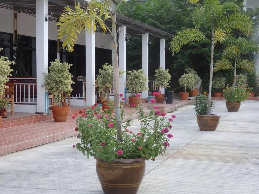 Judith's 2 bedroom family home, sleeps 6, Thailand