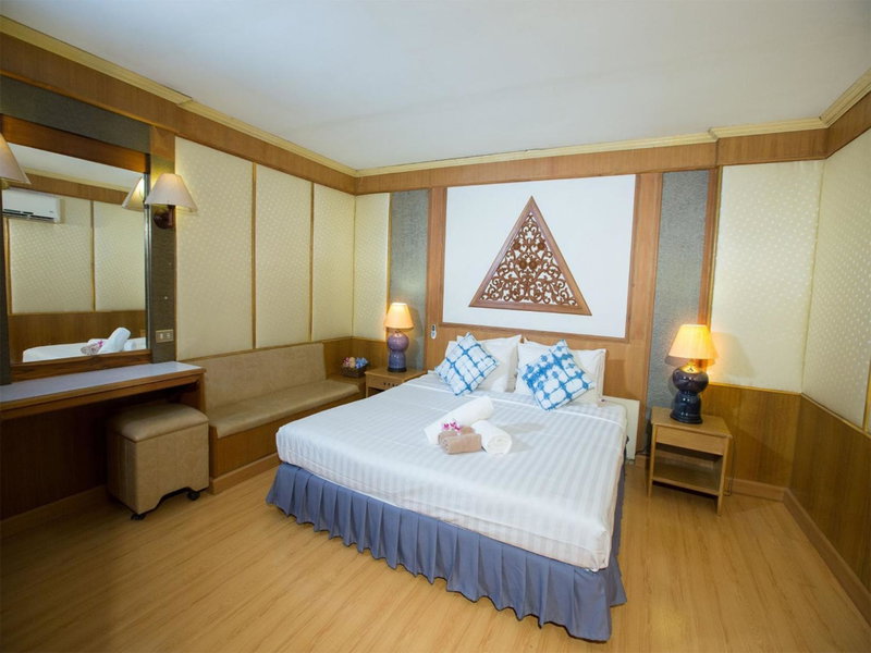 Phrae Nakara Hotel, Phrae, Thailand
