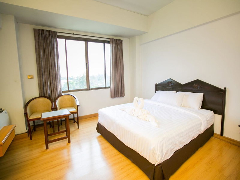 Phrae Nakara Hotel, Phrae, Thailand