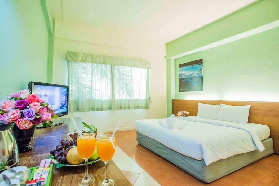Bunjongburi Hotel, Surat Thani, Thailand