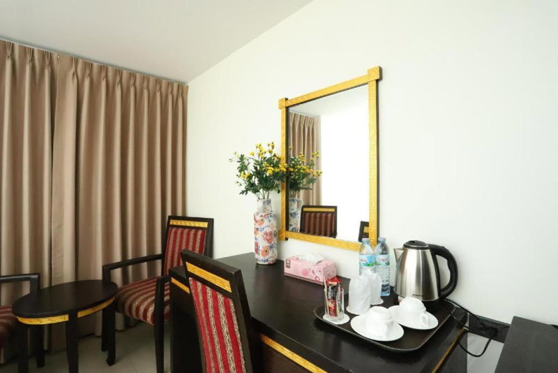 Lucky Palace Hotel, Bangkok, Thailand