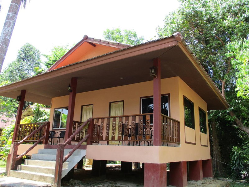 Khao Sok Island Resort and Spa, Phanom, Thailand