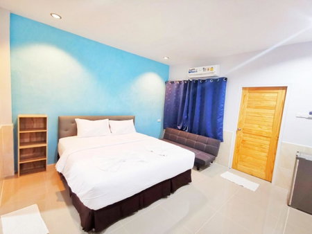 ลิตเติ้ล ฮิลล์ สัตหีบ รีสอร์ท ( Little Hill Sattahip Resort ), Sattahip, Thailand