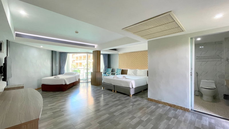 Dragon Beach Resort Jomtien Pattaya, Pattaya, Thailand