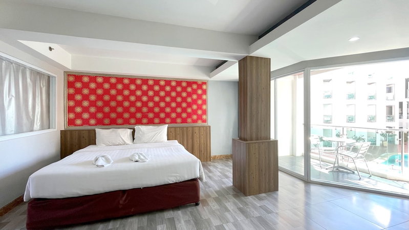 Dragon Beach Resort Jomtien Pattaya, Pattaya, Thailand
