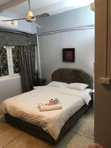 Scandalic Bar and Guest house, Pattaya Central, Thailand