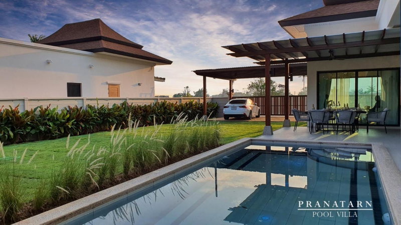 Pranatarn Pool Villa Beach Night Cottage, Pran Buri, Thailand