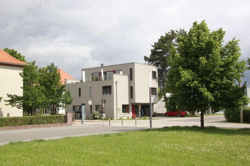 Hotel · Appartements am Bauhaus, Dessau