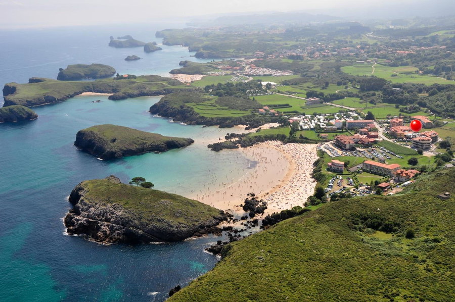 Apartamentos Albatros, Barro de Llanes, Spain