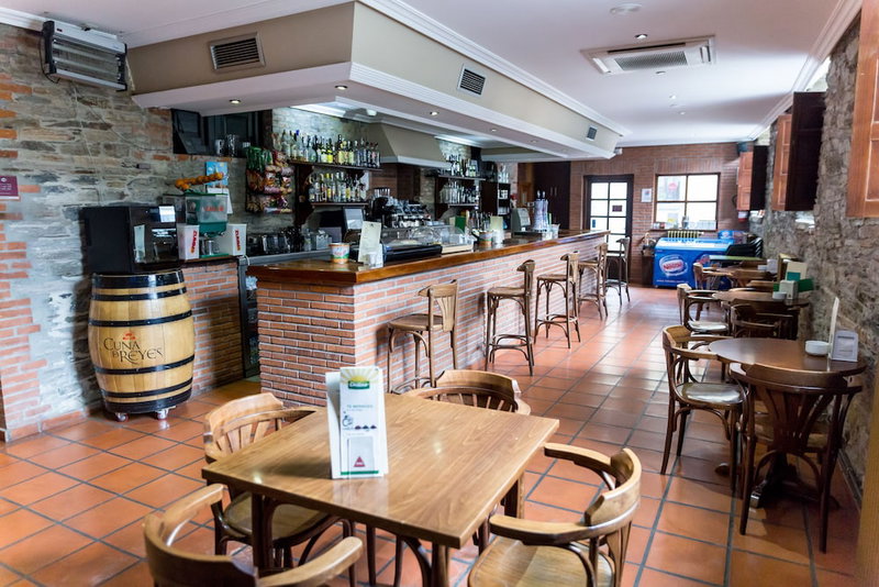 Hotel Ambasmestas, Vega de Valcarce, Spain