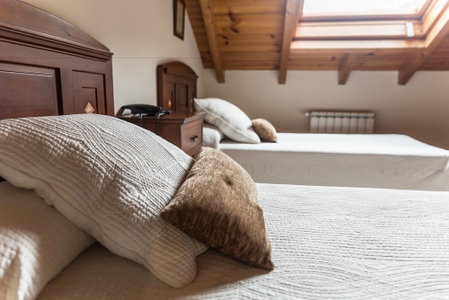 Hotel Ambasmestas, Vega de Valcarce, Spain