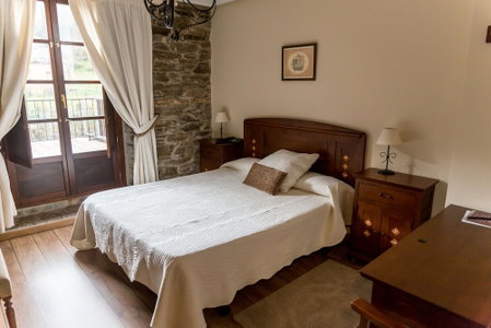 Hotel Ambasmestas, Vega de Valcarce, Spain
