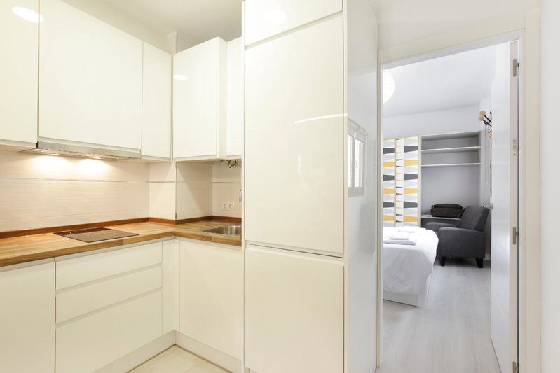 HI ROOM - Smart Apartments - AC, Granada, Spain