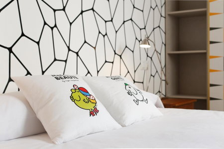 HI ROOM - Smart Apartments - AC, Granada, Spain