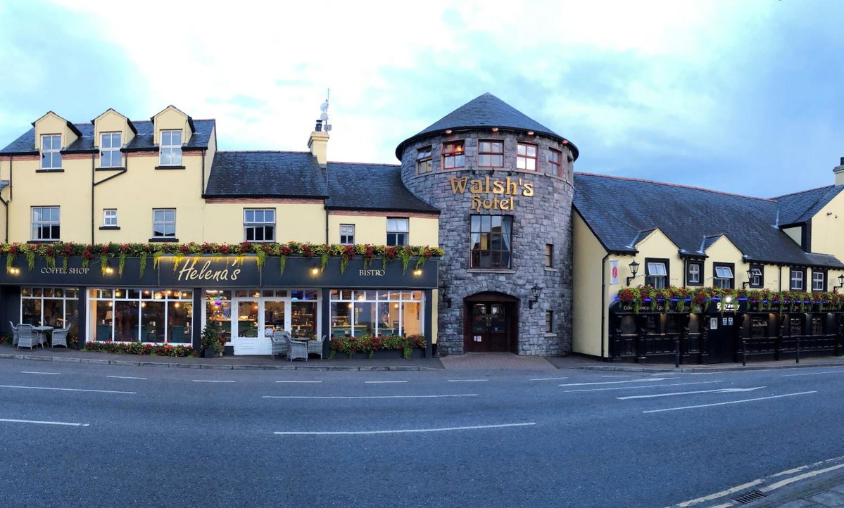 Hotel · Walsh's Hotel and Apartments, Maghera