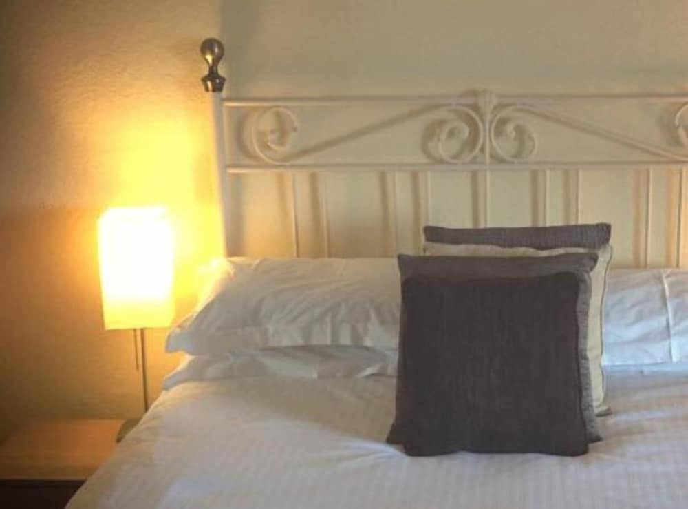 Hotel · Chapel Cross Guest House, Roslin