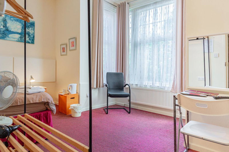 City Centre Guest House - Gloucester Park, Gloucester, United Kingdom