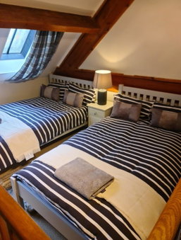 Newditch Farm - BRS Airport, Bristol, United Kingdom