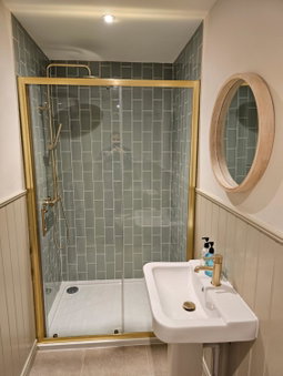 Newditch Farm - BRS Airport, Bristol, United Kingdom