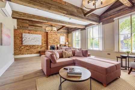 Oak & Poppy Apartments, London, United Kingdom
