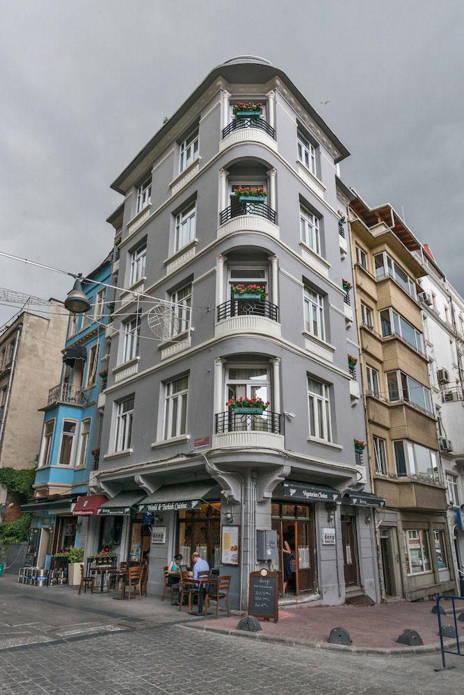 IQ Houses, Turkey