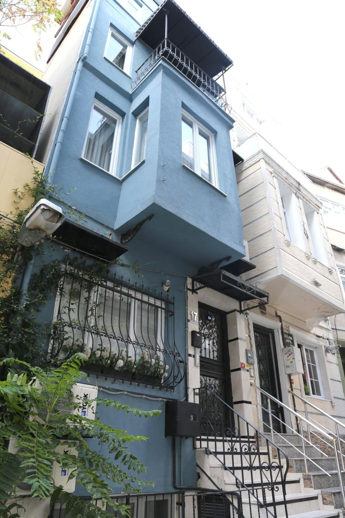 Ditto Flats, Turkey