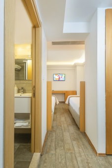 MB City Hotel, Izmir, Turkey