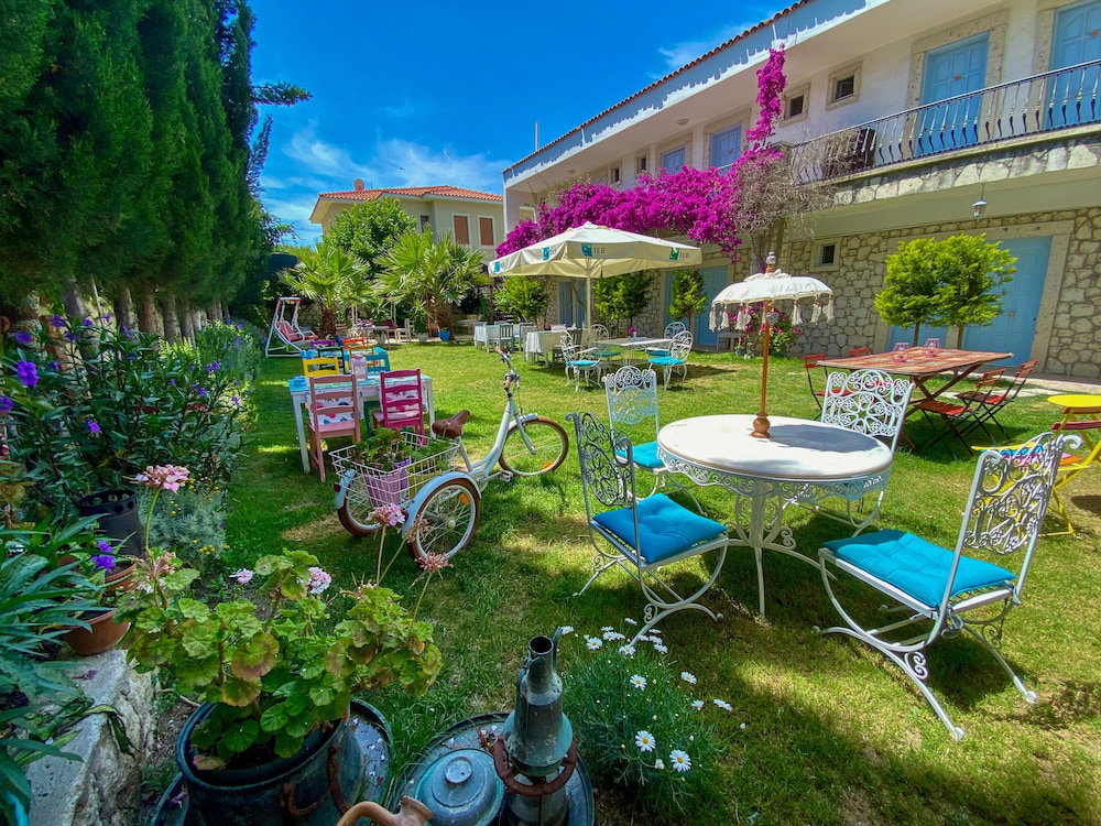Hotel · Alasonya Otel Alacati by Lamira, Cesme