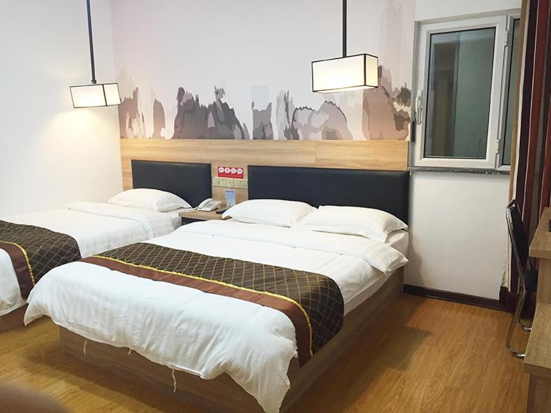 Thank Inn Chain Hotel Hebei Chengde Shuangluan District Central Avenue, Chengde, China