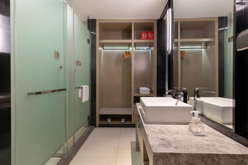 Echarm Hotel Wuhan Guanggu Biology City, Wuhan, China