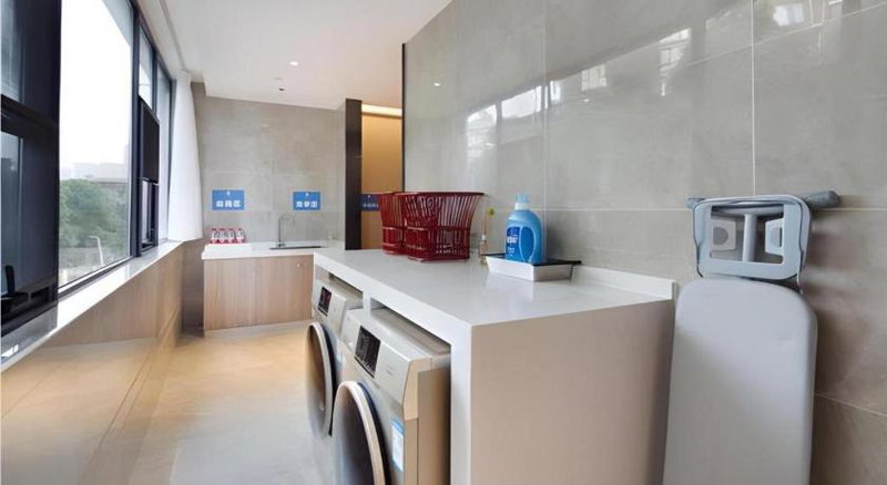 Echarm Hotel Changsha Guihua Park Metro Station, Changsha, China