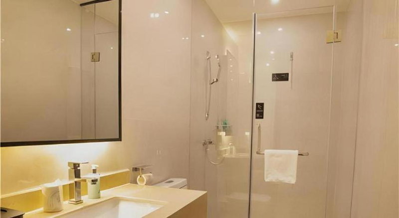 City Comfort Inn Zhanjiang Suixi Quanfeng Plaza, Zhanjiang, China