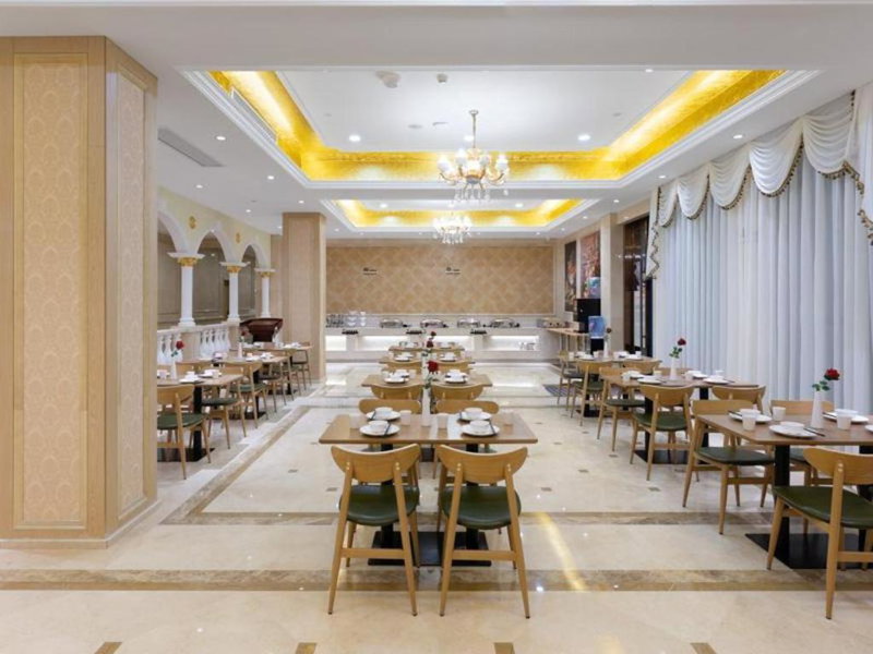 Vienna Hotel Wuhan Guobo Jiangang Metro Station, Wuhan, China