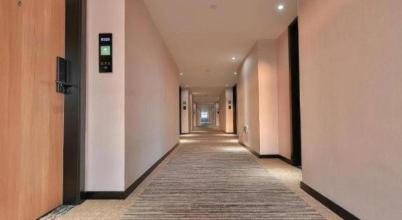 Green Tree Inn Express Zhejiang Zhoushan Xincheng Zheda, Zhoushan, China