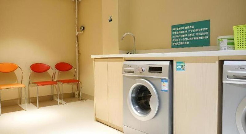 City Comfort Inn Dongguan Shijie Jiarong Shopping Plaza, Shilong, China