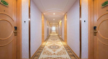 Vienna Hotel Chengdu Chunxi Road Lijiatuo Metro Station, Chengdu, China