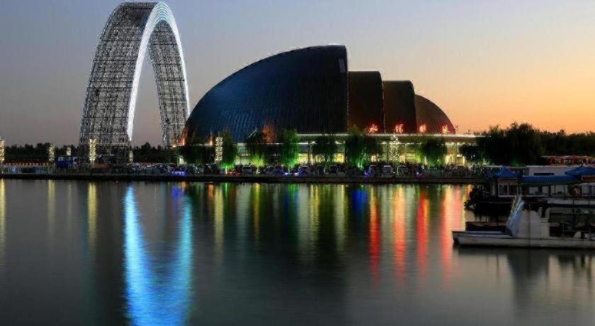 Chonpines Hotel·s Liaocheng City Centre Wuxing Department Store, China