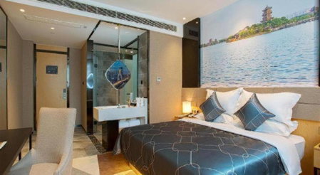 Chonpines Hotel·s Liaocheng City Centre Wuxing Department Store, Liaocheng, China