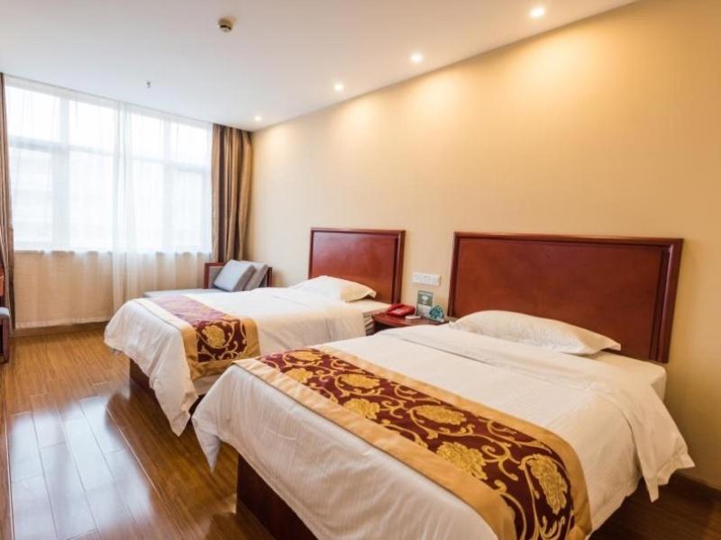 GreenTree Alliance SuZhou TaiCang City Taiping South Road Hotel, Taicang, China