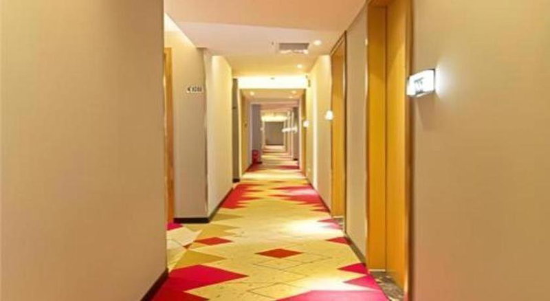Borrman Hotel Jingzhou Jiangjin West Road Wanda Plaza Fantawild, Ts'ao-shih, China