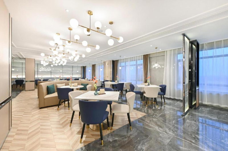Atour Hotel Tianjin Wuqing High-speed Railway Station Florentia Village, Tianjin, China