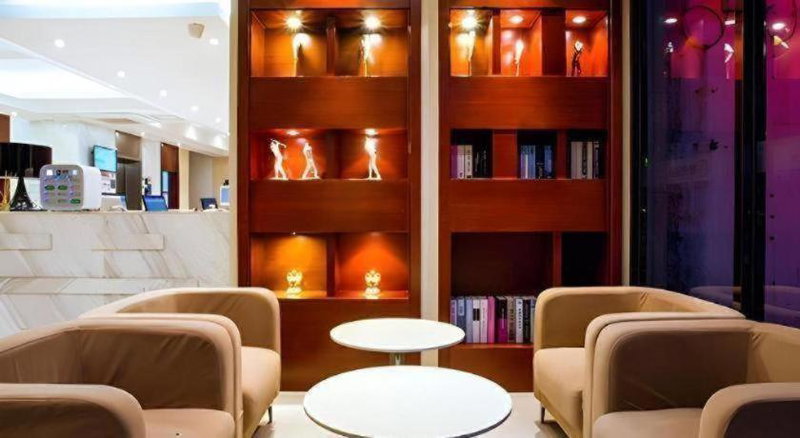City Comfort Inn Guilin Jiatianxia Square International Conferences & Exhibition Center, Guilin, China